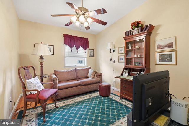 425 SHALLCROSS RD, Southampton, PA 18966