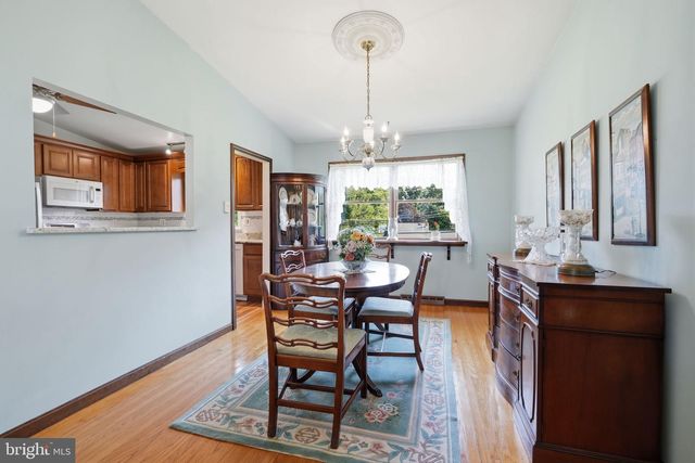 425 SHALLCROSS RD, Southampton, PA 18966