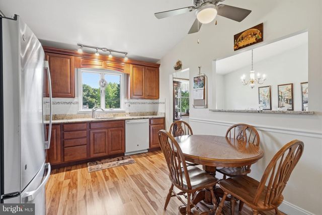 425 SHALLCROSS RD, Southampton, PA 18966