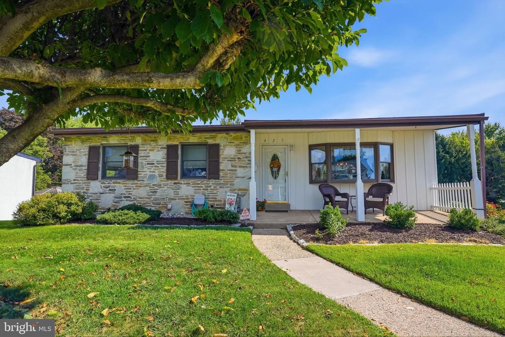 425 SHALLCROSS RD, Southampton, PA 18966