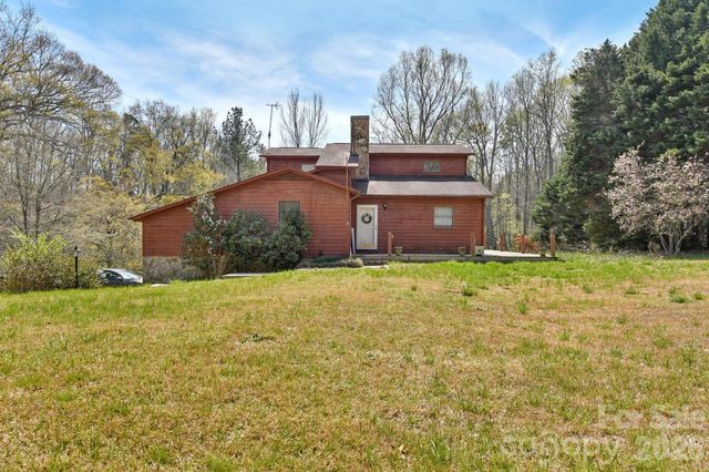 438 Cox Lake Road, Stanley, NC 28164