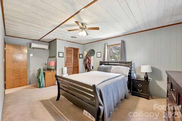 438 Cox Lake Road, Stanley, NC 28164