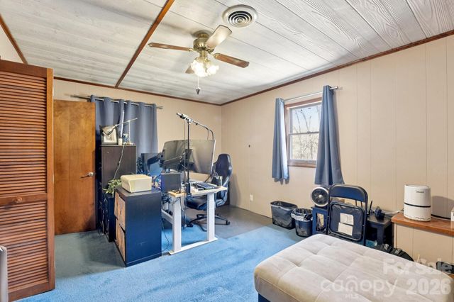 438 Cox Lake Road, Stanley, NC 28164