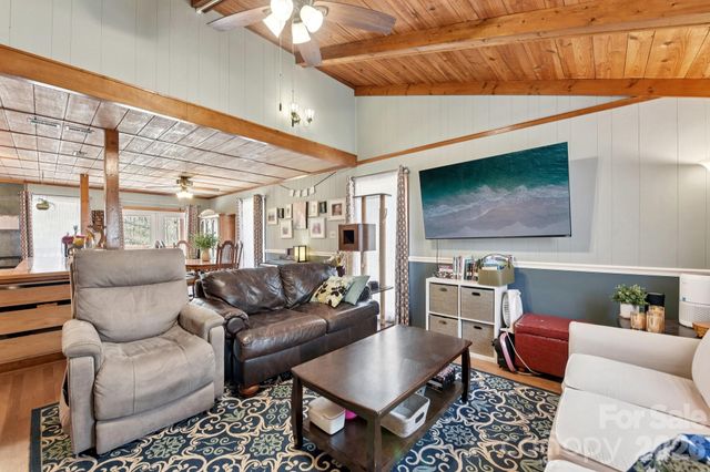 438 Cox Lake Road, Stanley, NC 28164