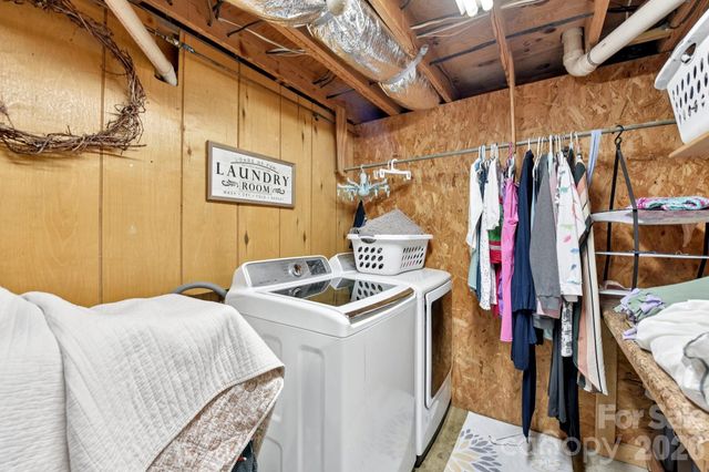 438 Cox Lake Road, Stanley, NC 28164