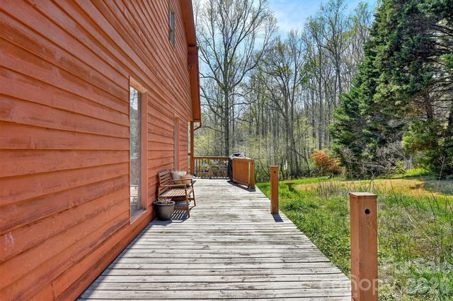 438 Cox Lake Road, Stanley, NC 28164