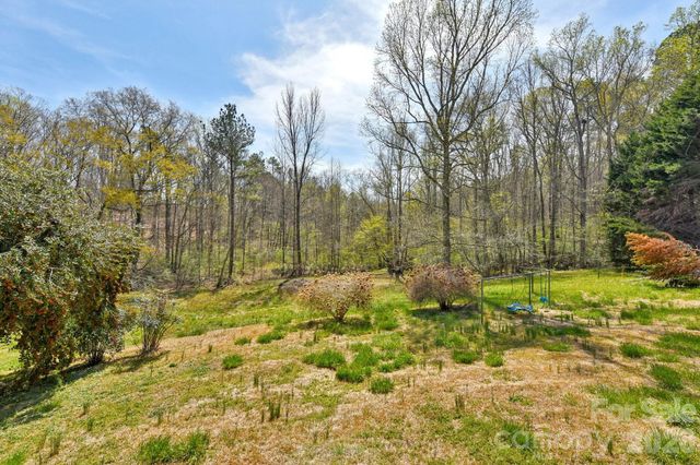 438 Cox Lake Road, Stanley, NC 28164