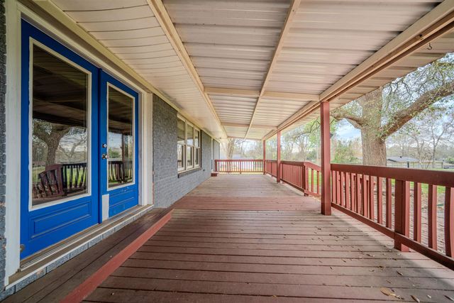 1307 N Rodeo Dr., Gladewater, TX 75647