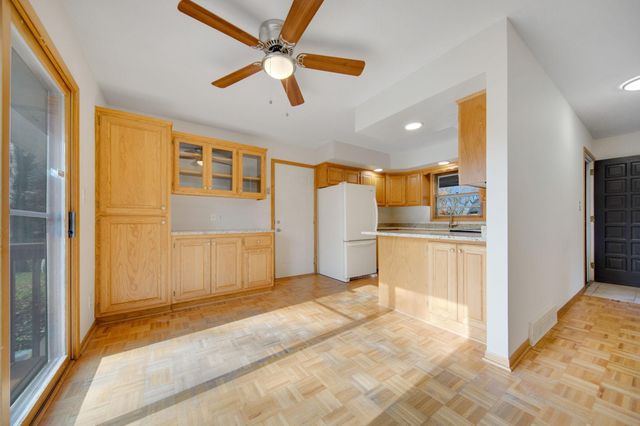 12035 45th Avenue N, Plymouth, MN 55442