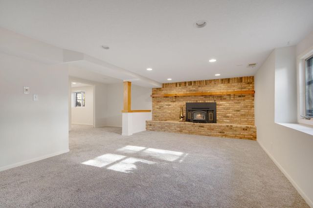 12035 45th Avenue N, Plymouth, MN 55442