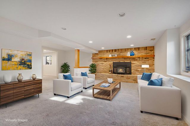 12035 45th Avenue N, Plymouth, MN 55442