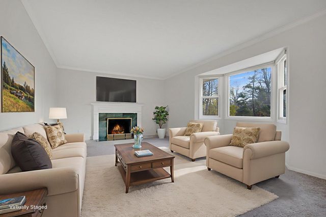 12035 45th Avenue N, Plymouth, MN 55442