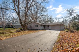 12035 45th Avenue N, Plymouth, MN 55442