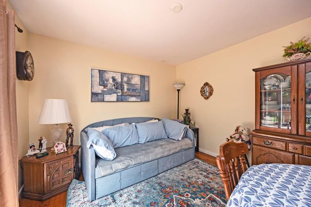 108 Honeysuckle Drive, Florence, KY 41042