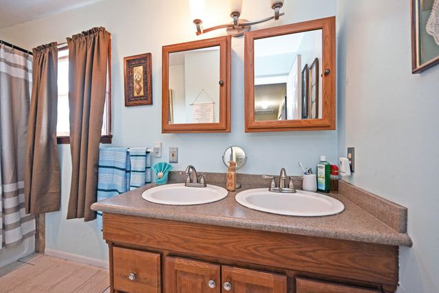 108 Honeysuckle Drive, Florence, KY 41042