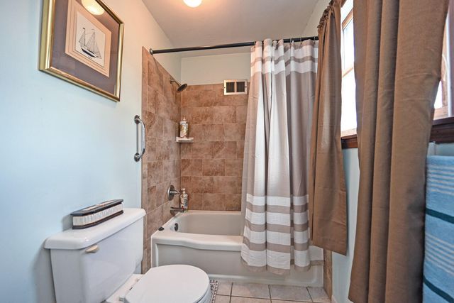 108 Honeysuckle Drive, Florence, KY 41042