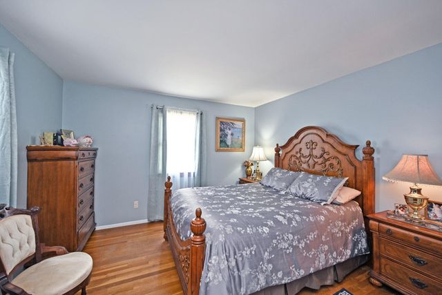 108 Honeysuckle Drive, Florence, KY 41042