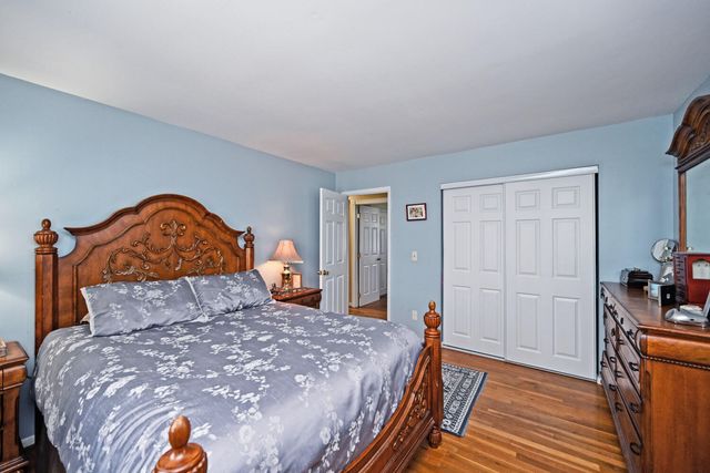 108 Honeysuckle Drive, Florence, KY 41042