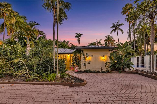 1600 NE 16th Street, Fort Lauderdale, FL 33304