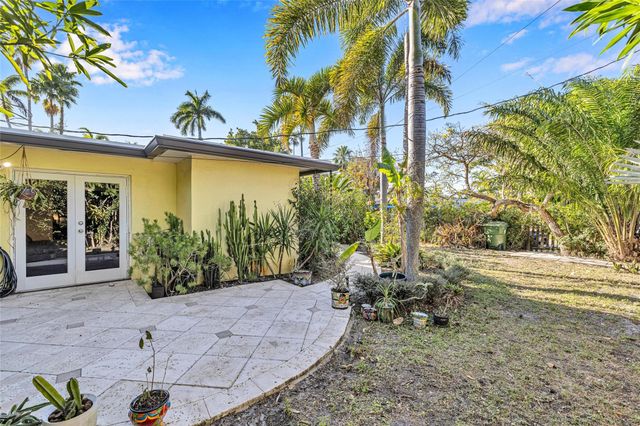 1600 NE 16th Street, Fort Lauderdale, FL 33304