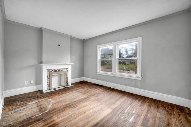 8417 Tioga Avenue, Cleveland, OH 44105