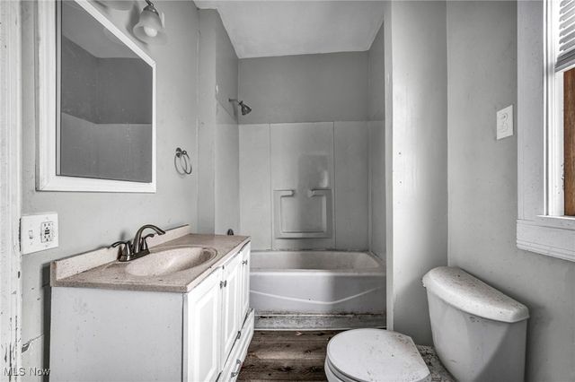 8417 Tioga Avenue, Cleveland, OH 44105