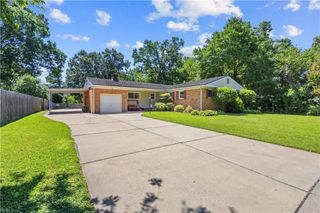 4817 Brandywine DR, Virginia Beach, VA 23464