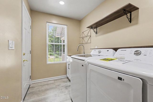 820 E Cardinal Drive, Fuquay Varina, NC 27526