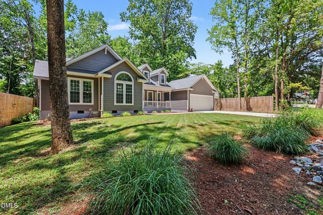 820 E Cardinal Drive, Fuquay Varina, NC 27526