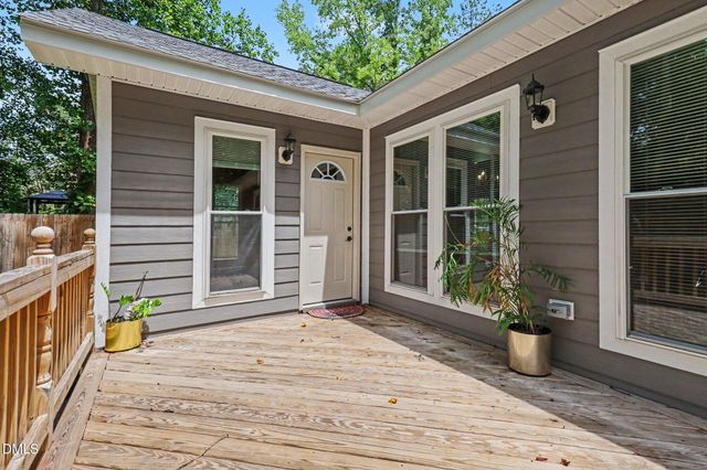 820 E Cardinal Drive, Fuquay Varina, NC 27526