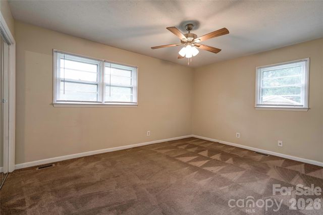 1323 N Lakewood Drive, Shelby, NC 28150