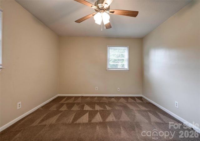 1323 N Lakewood Drive, Shelby, NC 28150