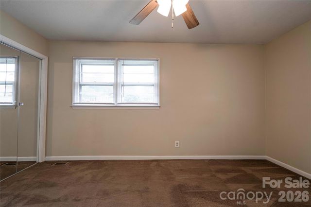 1323 N Lakewood Drive, Shelby, NC 28150