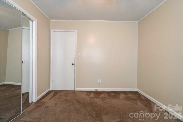 1323 N Lakewood Drive, Shelby, NC 28150