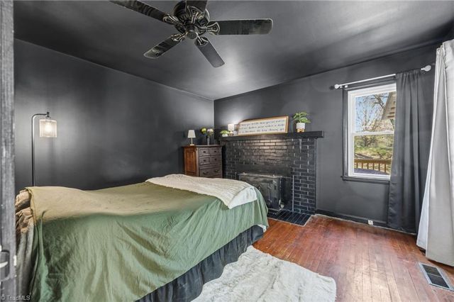 1908 Cartwright Drive, Kernersville, NC 27284