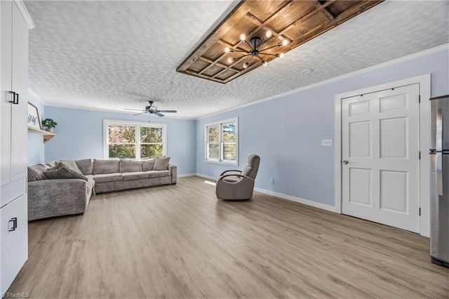 1908 Cartwright Drive, Kernersville, NC 27284