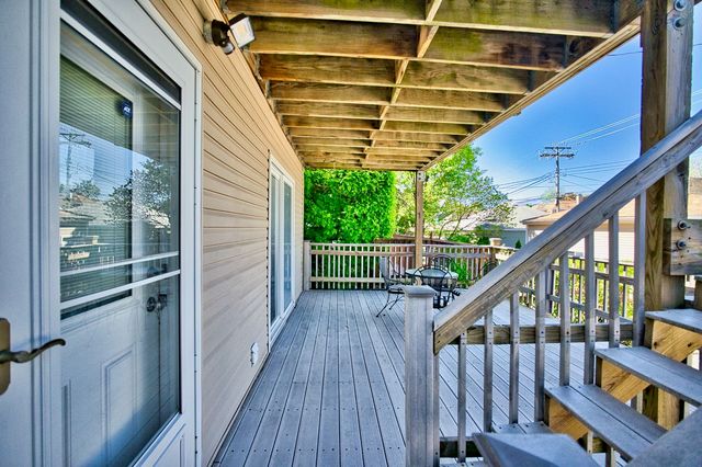 5936 N Melvina Avenue, Chicago, IL 60646