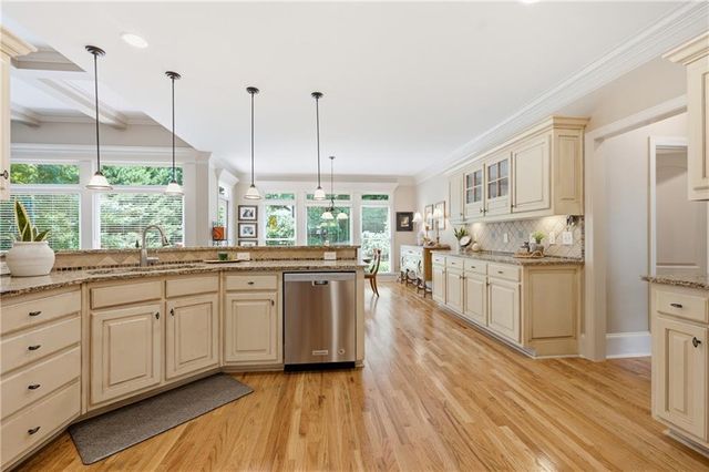 5490 Cathers Creek Drive, Powder Springs, GA 30127