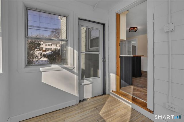 536 South Quaker Lane, West Hartford, CT 06110