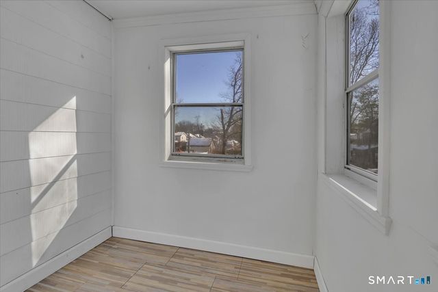 536 South Quaker Lane, West Hartford, CT 06110