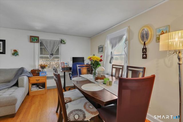 536 South Quaker Lane, West Hartford, CT 06110