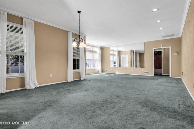 12 Wharfside Way, Bayville, NJ 08721