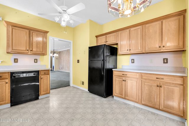 12 Wharfside Way, Bayville, NJ 08721