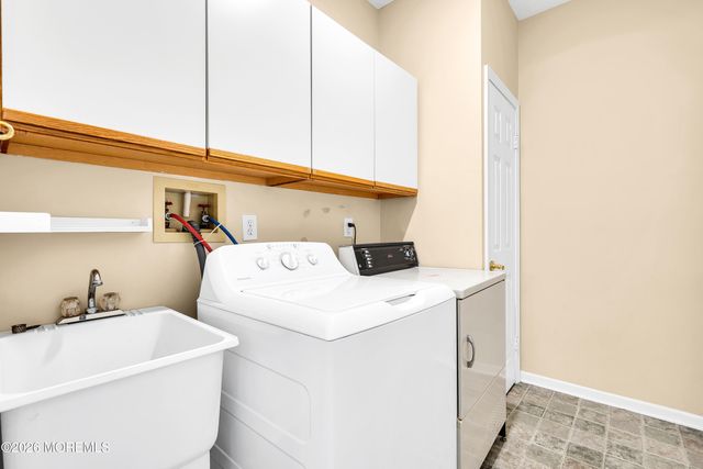 12 Wharfside Way, Bayville, NJ 08721