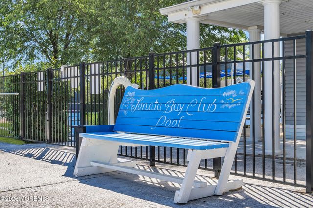 12 Wharfside Way, Bayville, NJ 08721