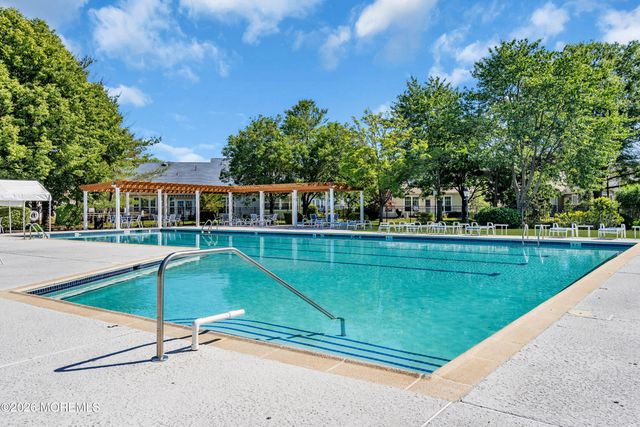 12 Wharfside Way, Bayville, NJ 08721