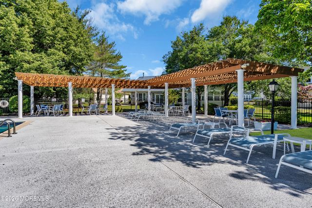 12 Wharfside Way, Bayville, NJ 08721