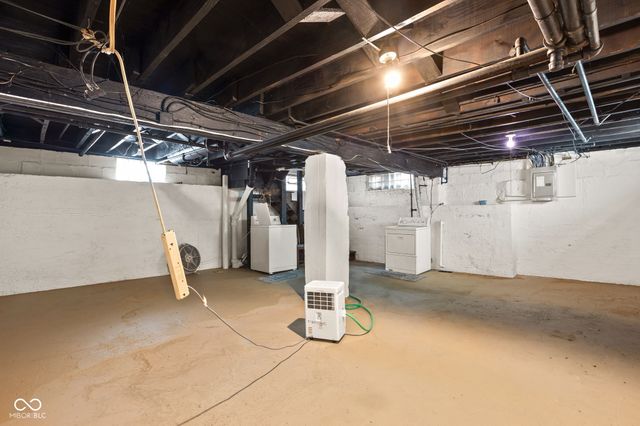 4643 Rookwood Avenue, Indianapolis, IN 46208