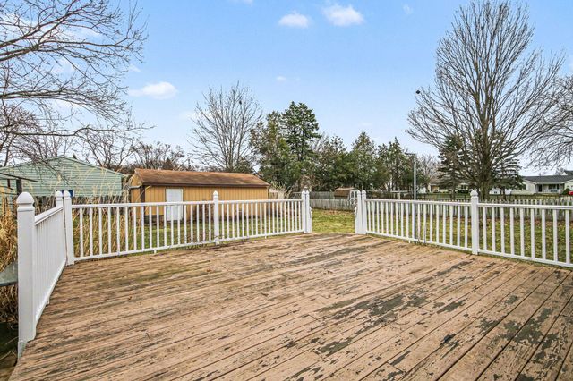 7424 Cherry Avenue, Georgetown Twp, MI 49428