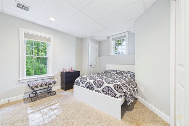 135 County St, Lakeville, MA 02347